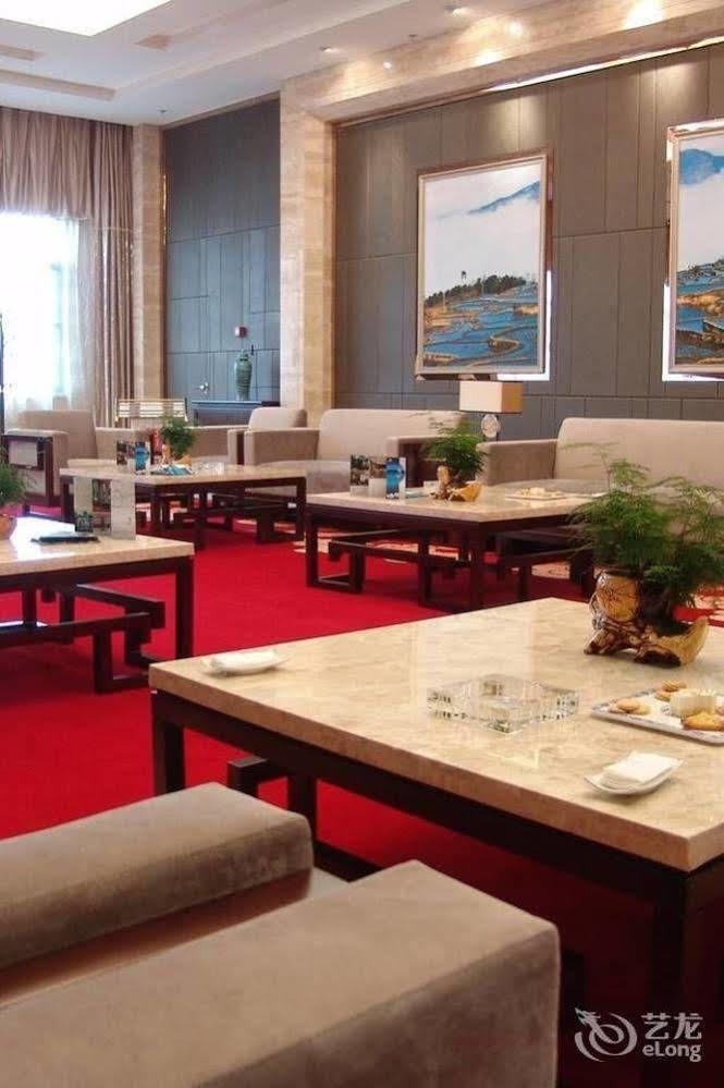 Jingyue Lake Hotel Dujiangyan Εξωτερικό φωτογραφία